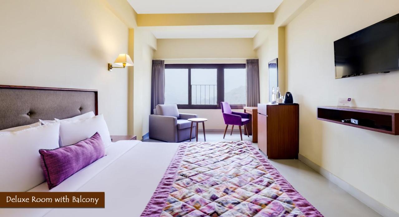 Mount Himalayan Hotel Gangtok Bagian luar foto